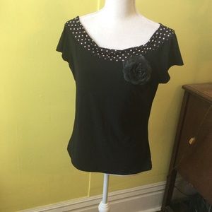 Black Short Sleeve Top w/Pink Polka Dot Neckline L